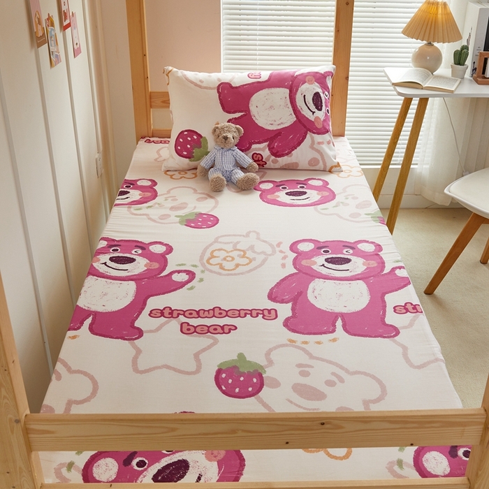 91家纺网 家纺一手货源 找家纺 金丝鸟 2023新款全棉加水晶绒棉加绒床垫套 草莓熊