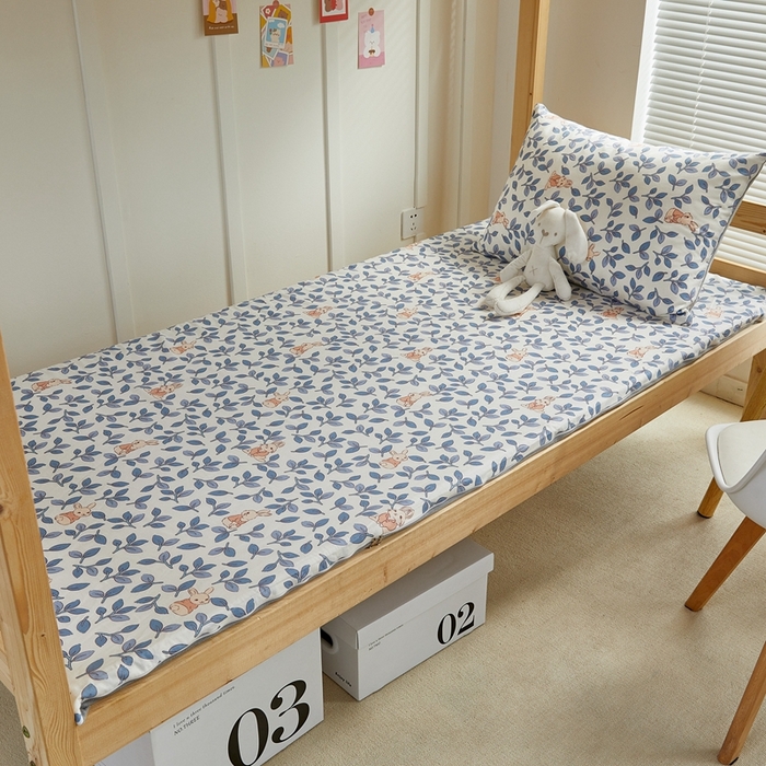 91家纺网 家纺一手货源 找家纺 金丝鸟 2023新款全棉加水晶绒棉加绒床垫套 菲菲兔