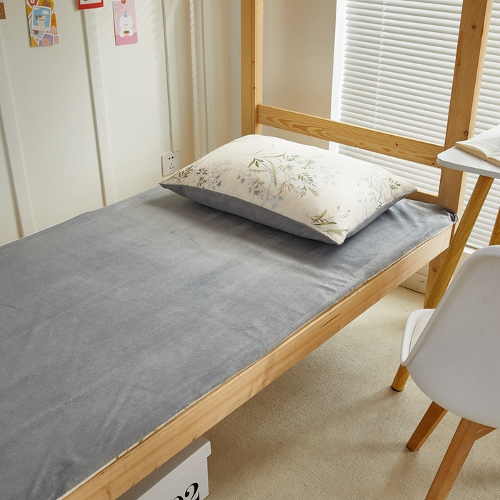 91家纺网 家纺一手货源 找家纺 金丝鸟 2023新款全棉加水晶绒棉加绒床垫套 柳叶草