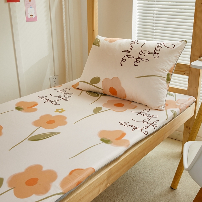 91家纺网 家纺一手货源 找家纺 金丝鸟 2023新款全棉加水晶绒棉加绒床垫套 倩影