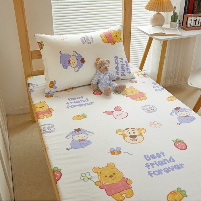 91家纺网 家纺一手货源 找家纺 金丝鸟 2023新款全棉加水晶绒棉加绒床垫套 维尼伙伴