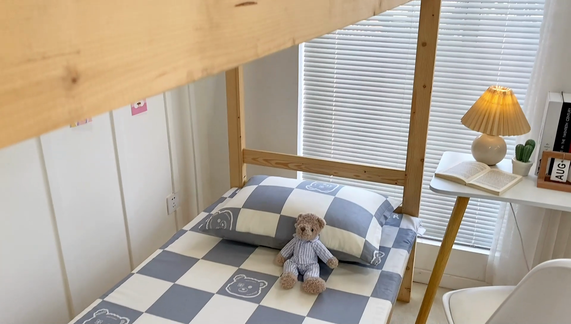 91家纺网 家纺一手货源 找家纺 金丝鸟 2023新款全棉加水晶绒棉加绒床垫套 无影熊