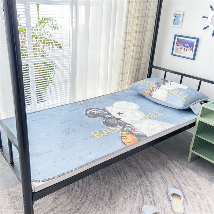 91家纺网 家纺一手货源 找家纺 宅部落2023新款学生宿舍单人凉席 机械熊