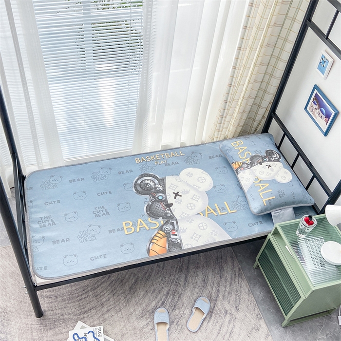 91家纺网 家纺一手货源 找家纺 宅部落2023新款学生宿舍单人凉席 机械熊