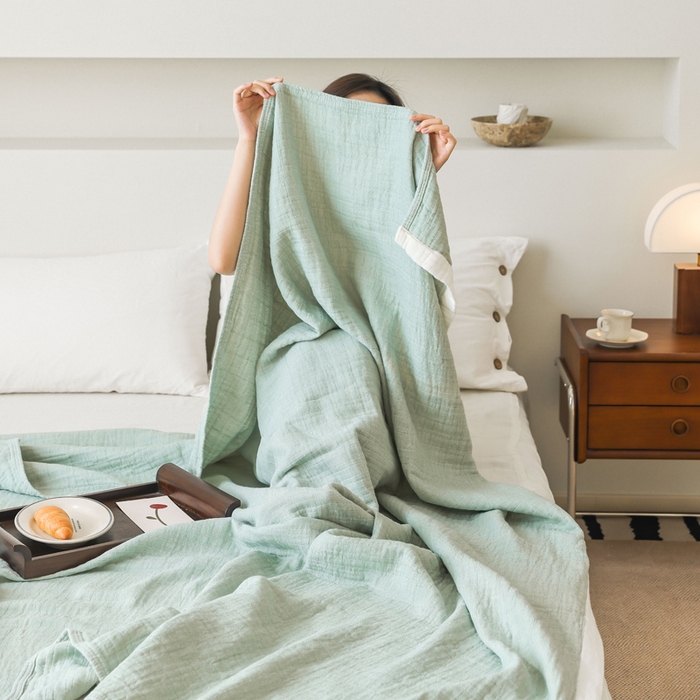 91家纺网 家纺一手货源 找家纺 朴尔 2023新款全棉80支四层纱布毛巾被 宽边-绿