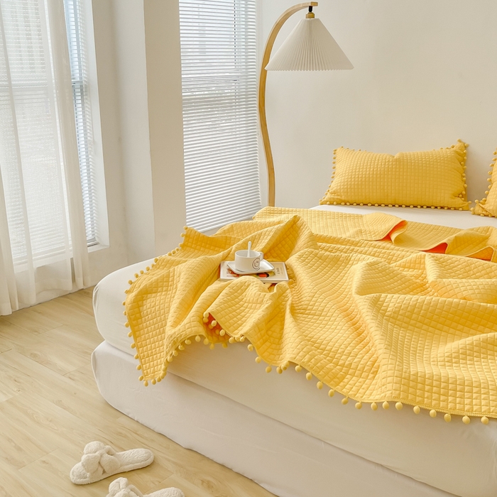 91家纺网 家纺一手货源 找家纺 乐卧2026新款球球边夏凉被-乐趣 乐趣-鹅蛋黄