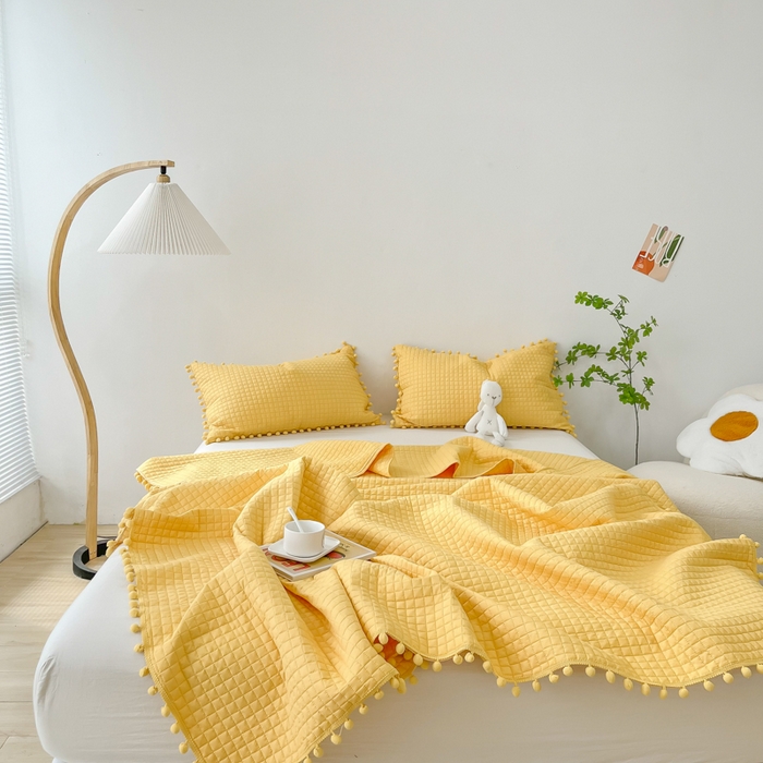 91家纺网 家纺一手货源 找家纺 乐卧2026新款球球边夏凉被-乐趣 乐趣-鹅蛋黄