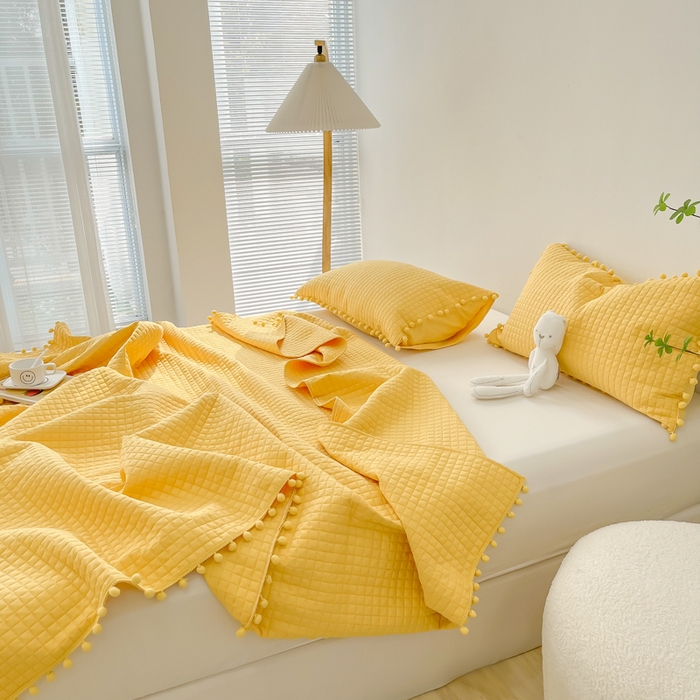 91家纺网 家纺一手货源 找家纺 乐卧2026新款球球边夏凉被-乐趣 乐趣-鹅蛋黄