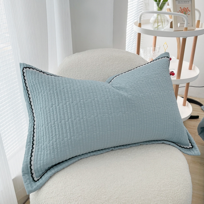 91家纺网 家纺一手货源 找家纺 乐卧 2026新款雅韵蕾丝花边手工花卉夏凉被四件套 海盐蓝-有花版