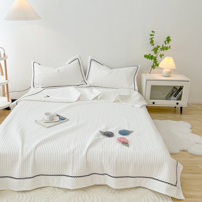 91家纺网 家纺一手货源 找家纺 乐卧 2026新款雅韵蕾丝花边手工花卉夏凉被四件套 甜白色-有花版