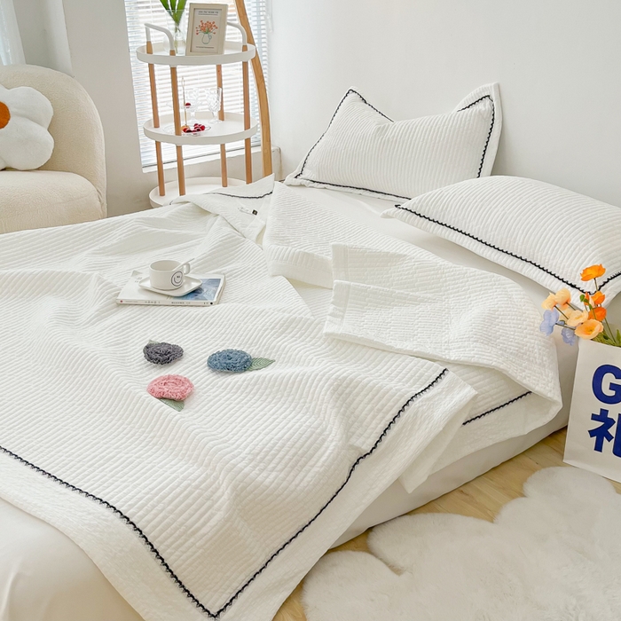 91家纺网 家纺一手货源 找家纺 乐卧 2026新款雅韵蕾丝花边手工花卉夏凉被四件套 甜白色-有花版