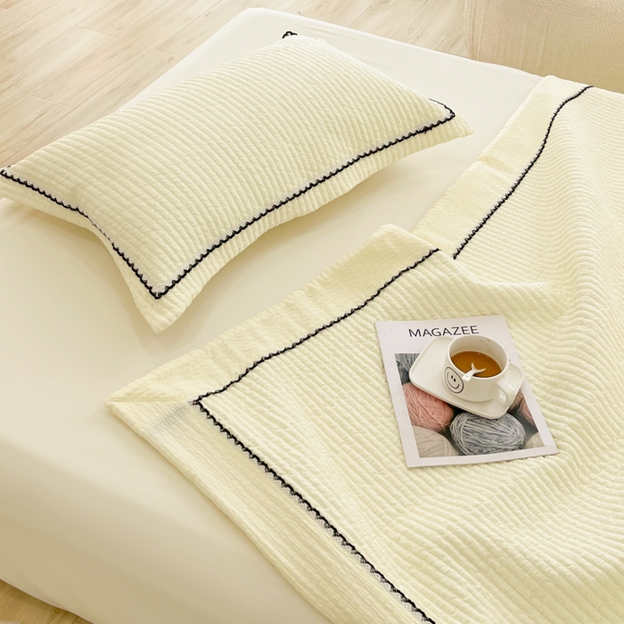 91家纺网 家纺一手货源 找家纺 乐卧  2026新款雅韵蕾丝花边手工花卉夏凉被四件套 黄油色-简版