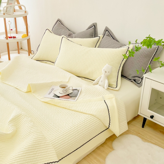 91家纺网 家纺一手货源 找家纺 乐卧  2026新款雅韵蕾丝花边手工花卉夏凉被四件套 黄油色-简版