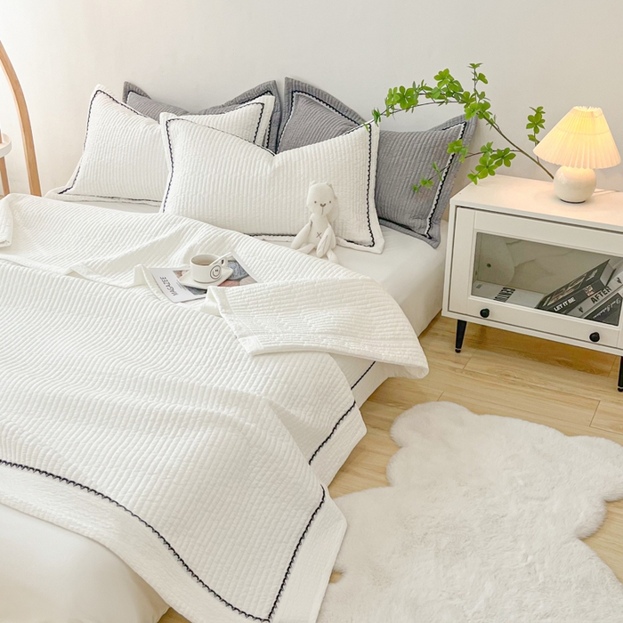 91家纺网 家纺一手货源 找家纺 乐卧  2026新款雅韵蕾丝花边手工花卉夏凉被四件套 甜白色-简版