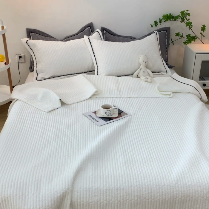 91家纺网 家纺一手货源 找家纺 乐卧  2026新款雅韵蕾丝花边手工花卉夏凉被四件套 甜白色-简版