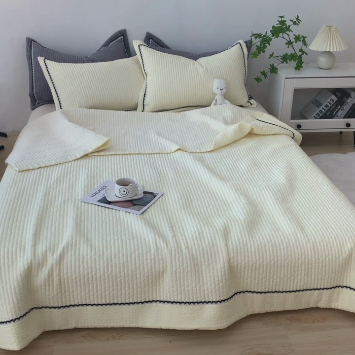 91家纺网 家纺一手货源 找家纺 乐卧  2026新款雅韵蕾丝花边手工花卉夏凉被四件套 黄油色-简版