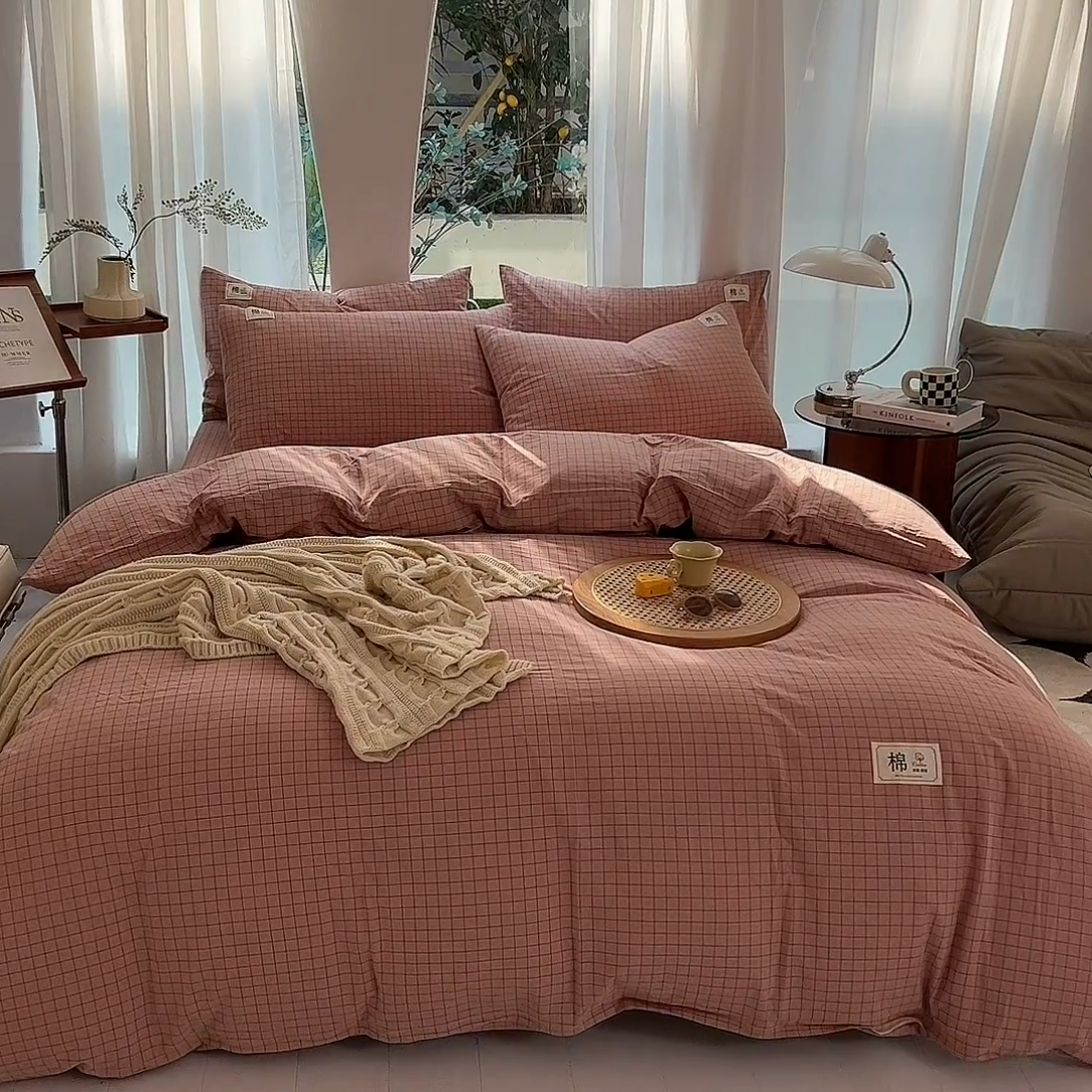 91家纺网 家纺一手货源 找家纺 云家2023无印风色织全棉纯棉水洗棉系列四件套纯色格子 粉小格