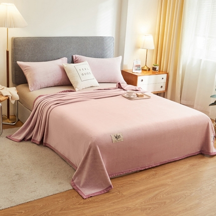 91家纺网 家纺一手货源 找家纺 宅部落 2023云貂绒毯子300克毛毯法莱绒盖毯牛奶绒毛毯 浅粉