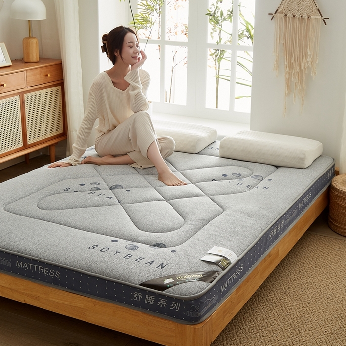 91家纺网 家纺一手货源 找家纺 优莱床垫 2024新款针织大豆记忆棉床垫 记忆棉花开富贵大豆灰