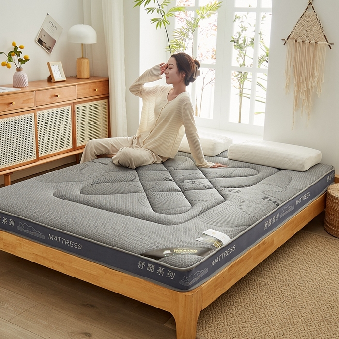 91家纺网 家纺一手货源 找家纺 优莱床垫 2024新款针织大豆记忆棉床垫 记忆棉花开富贵波浪灰