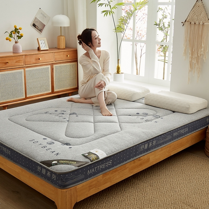 91家纺网 家纺一手货源 找家纺 优莱床垫 2024新款针织大豆记忆棉床垫 记忆棉花开富贵大豆灰