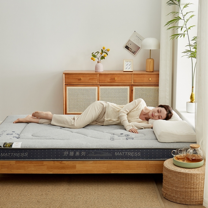 91家纺网 家纺一手货源 找家纺 优莱床垫 2024新款针织大豆记忆棉床垫 记忆棉花开富贵大豆灰