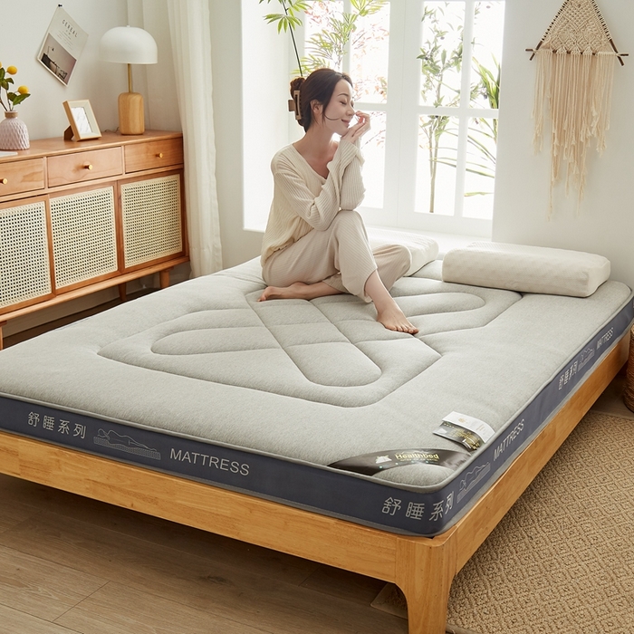 91家纺网 家纺一手货源 找家纺 优莱床垫 2024新款针织大豆记忆棉床垫 记忆棉花开富贵浅灰