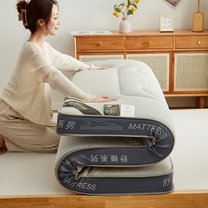 91家纺网 家纺一手货源 找家纺 优莱床垫 2024新款针织大豆记忆棉床垫 记忆棉花开富贵浅灰