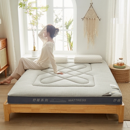 91家纺网 家纺一手货源 找家纺 优莱床垫 2024新款针织大豆记忆棉床垫 记忆棉花开富贵浅灰