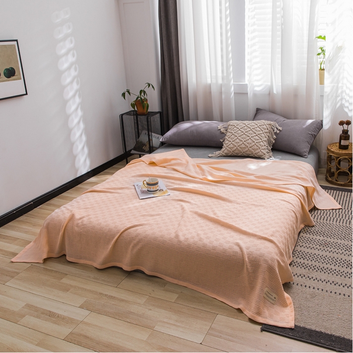 91家纺网 家纺一手货源 找家纺 朴尔 2023年加厚纯色线毯纱布毛巾被-朴尔经典款常年备货  素色纯棉肌理线毯-嫩粉