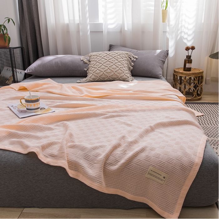 91家纺网 家纺一手货源 找家纺 朴尔 2023年加厚纯色线毯纱布毛巾被-朴尔经典款常年备货  素色纯棉肌理线毯-嫩粉