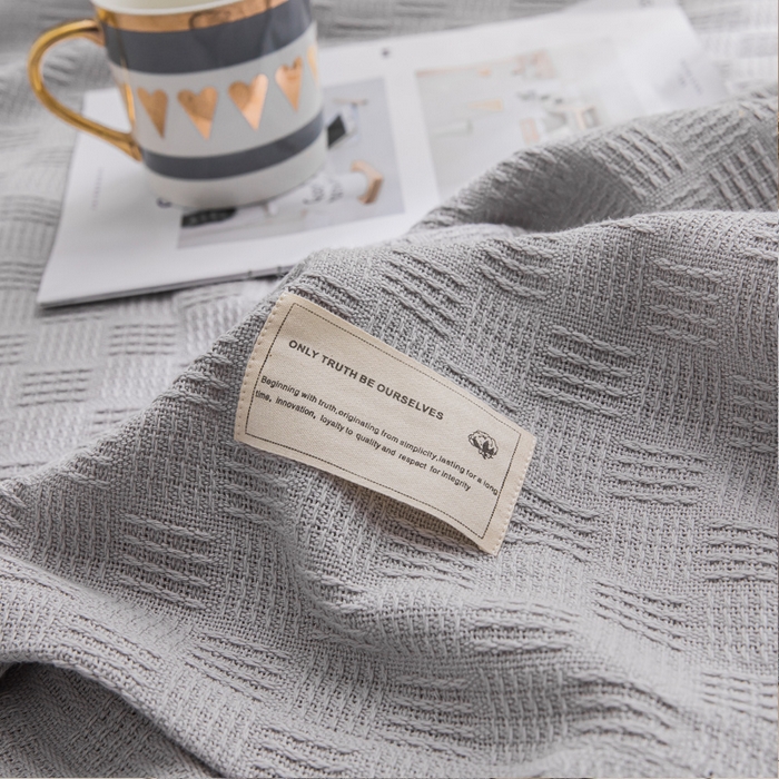 91家纺网 家纺一手货源 找家纺 朴尔 2023年加厚纯色线毯纱布毛巾被-朴尔经典款常年备货  素色纯棉肌理线毯-浅灰