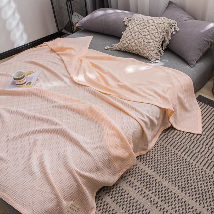 91家纺网 家纺一手货源 找家纺 朴尔家纺 2023年加厚纯色线毯纱布毛巾被 素色纯棉肌理线毯-嫩粉