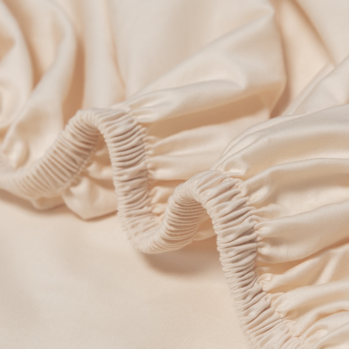 91家纺网 家纺一手货源 找家纺 秀色家纺 2025新款A类50支贡缎双股长绒棉单品床笠奶昔白