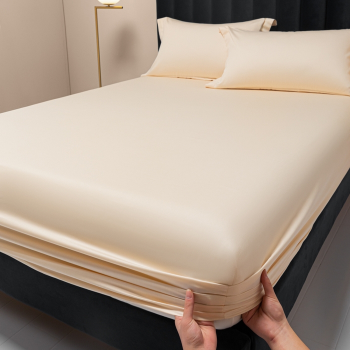 91家纺网 家纺一手货源 找家纺 秀色家纺 2025新款A类50支贡缎双股长绒棉单品床笠奶昔白