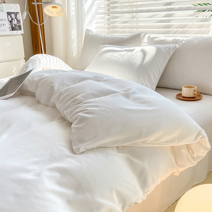 91家纺网 家纺一手货源 找家纺 芷凡 2023新款 ins风纯色少女风水洗棉磨毛四件套 奶白