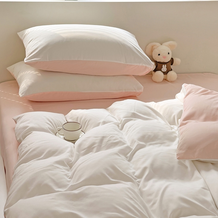 91家纺网 家纺一手货源 找家纺 芷凡 2023新款ins风少女风撞色双拼水洗棉磨毛四件套 奶白+奶油粉