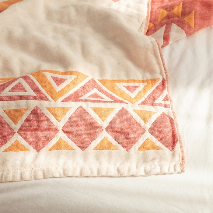 91家纺网 家纺一手货源 找家纺 朴尔 2023年波西米亚风全棉四层纱布毛巾被 克莱德-粉