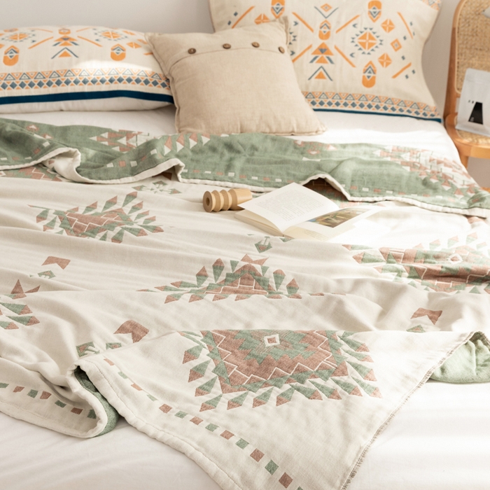 91家纺网 家纺一手货源 找家纺 朴尔 2023年波西米亚风全棉四层纱布毛巾被 罗马假日-绿