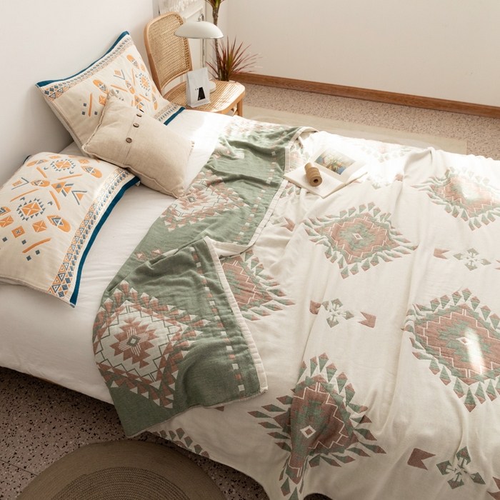 91家纺网 家纺一手货源 找家纺 朴尔 2023年波西米亚风全棉四层纱布毛巾被 罗马假日-绿