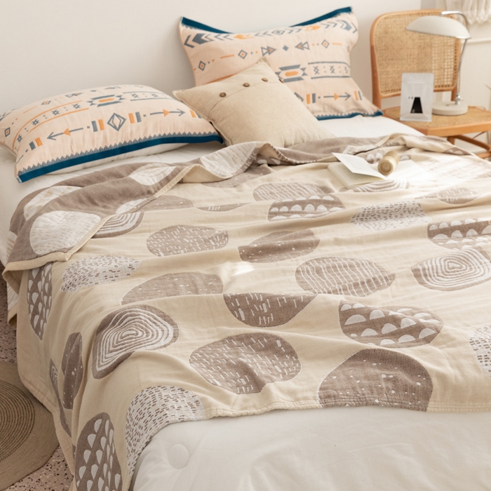 91家纺网 家纺一手货源 找家纺 朴尔 2023年波西米亚风全棉四层纱布毛巾被 圈点人生-驼