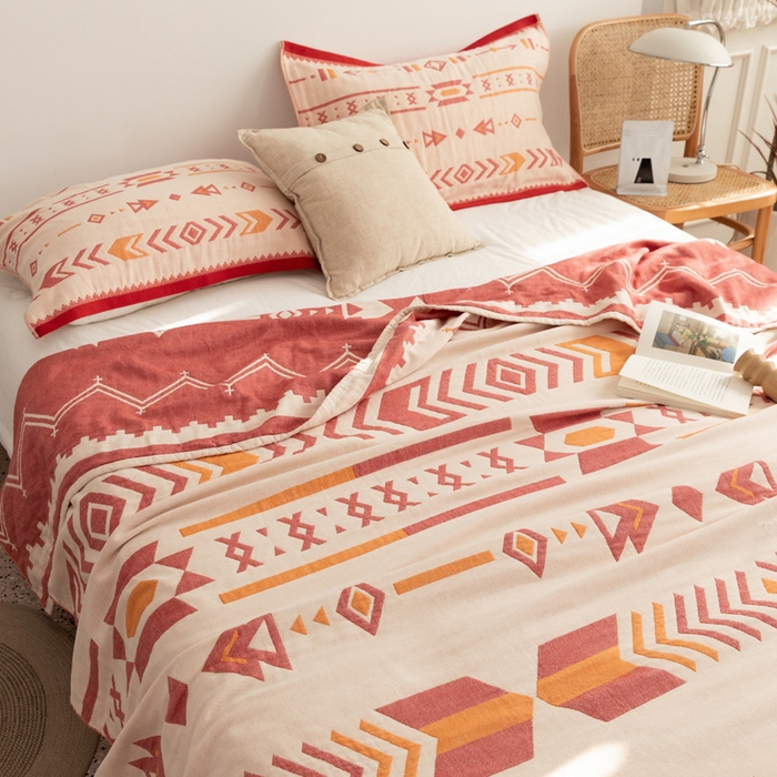 91家纺网 家纺一手货源 找家纺 朴尔 2023年波西米亚风全棉四层纱布毛巾被 小资情调-红