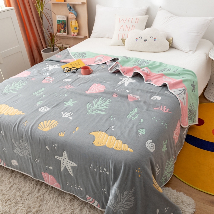 91家纺网 家纺一手货源 找家纺 朴尔 2023新款卡漫风格全棉六层纱毛巾被 海底世界-灰