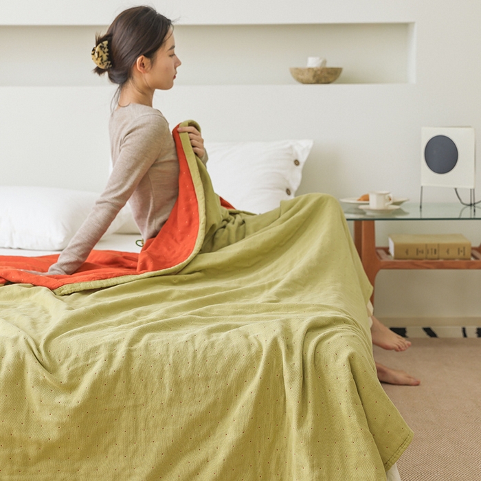 91家纺网 家纺一手货源 找家纺 雯雨家纺 2023新款全棉拼色纱布毛巾被 刺绣-绿