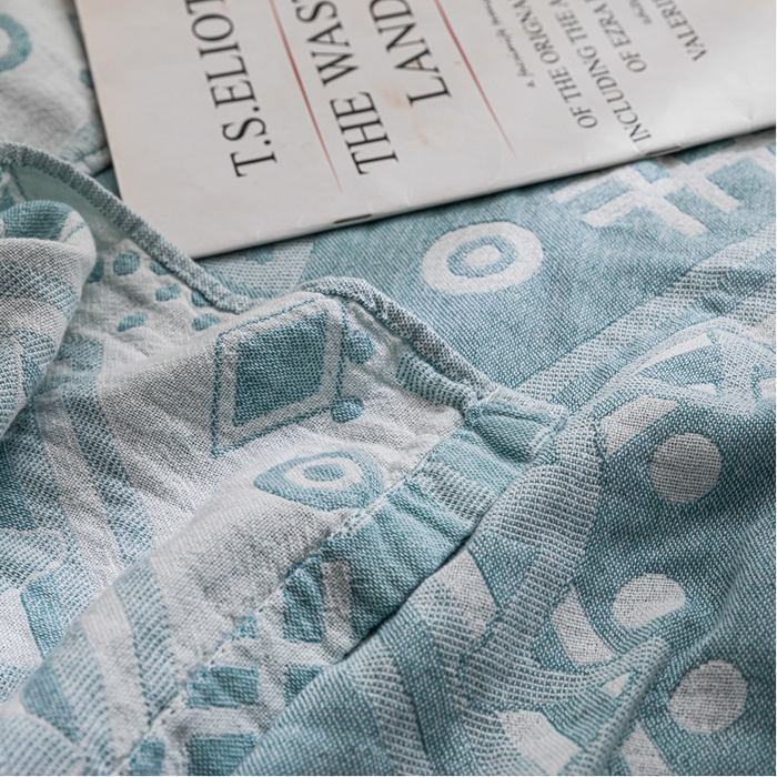 91家纺网 家纺一手货源 找家纺 朴尔 2023新款主推三层水洗棉纱布毛巾被 远古图腾-绿