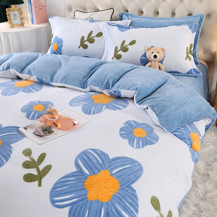 91家纺网 家纺一手货源 找家纺 爱上家居 2023新款温暖亲肤加厚牛奶绒四件套 花恋-蓝