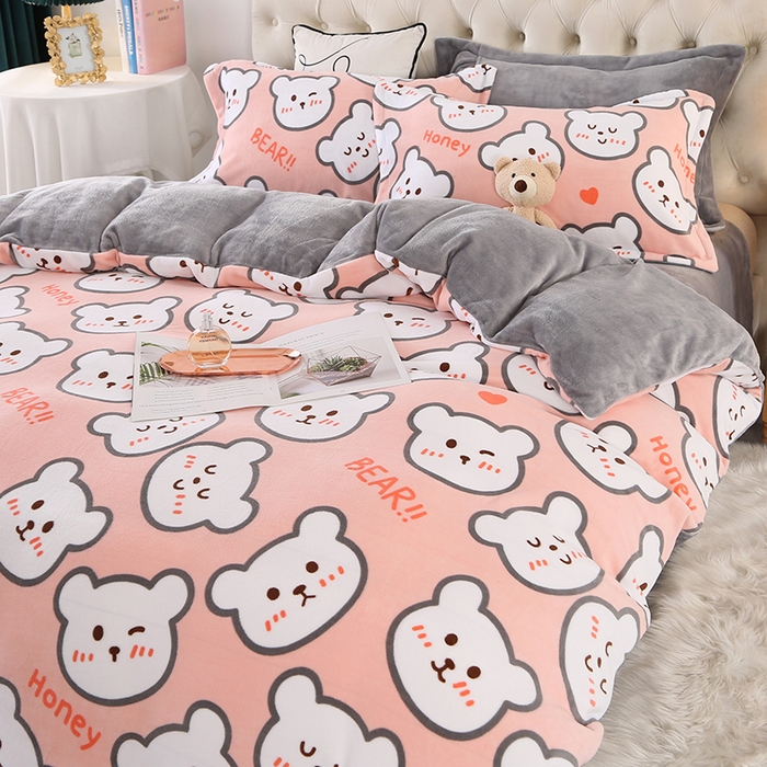 91家纺网 家纺一手货源 找家纺 爱上家居 2023新款温暖亲肤加厚牛奶绒四件套 可爱熊-粉