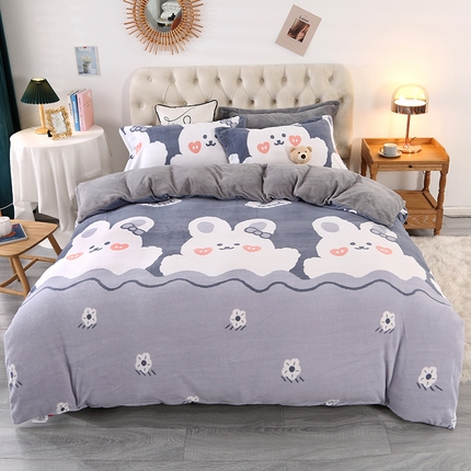 91家纺网 家纺一手货源 找家纺 爱上家居 2023新款温暖亲肤加厚牛奶绒四件套 熊熊酱