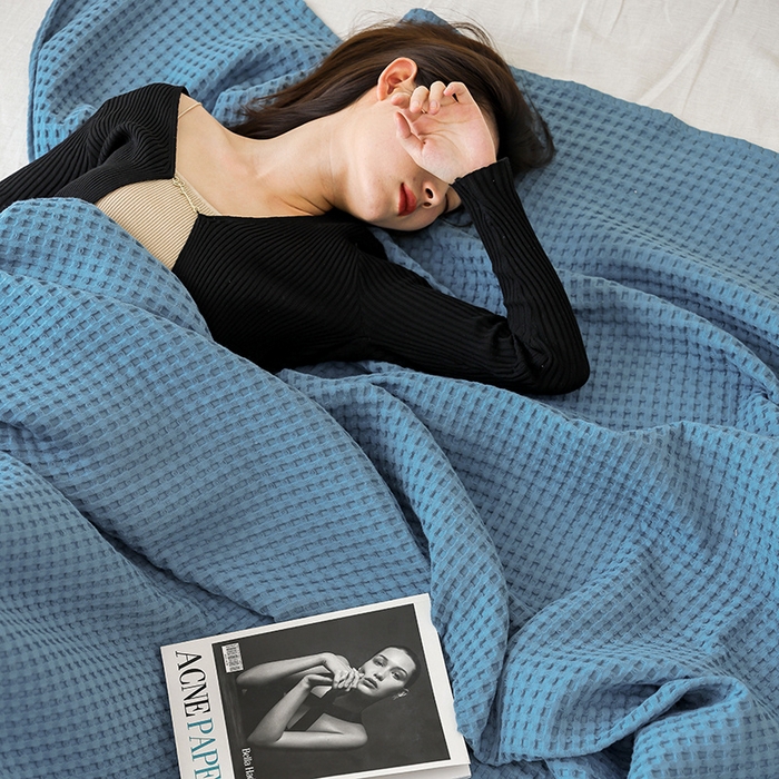 91家纺网 家纺一手货源 找家纺 雯雨家纺 2023新款华夫格纱布纯棉毛巾被 华夫格-兰