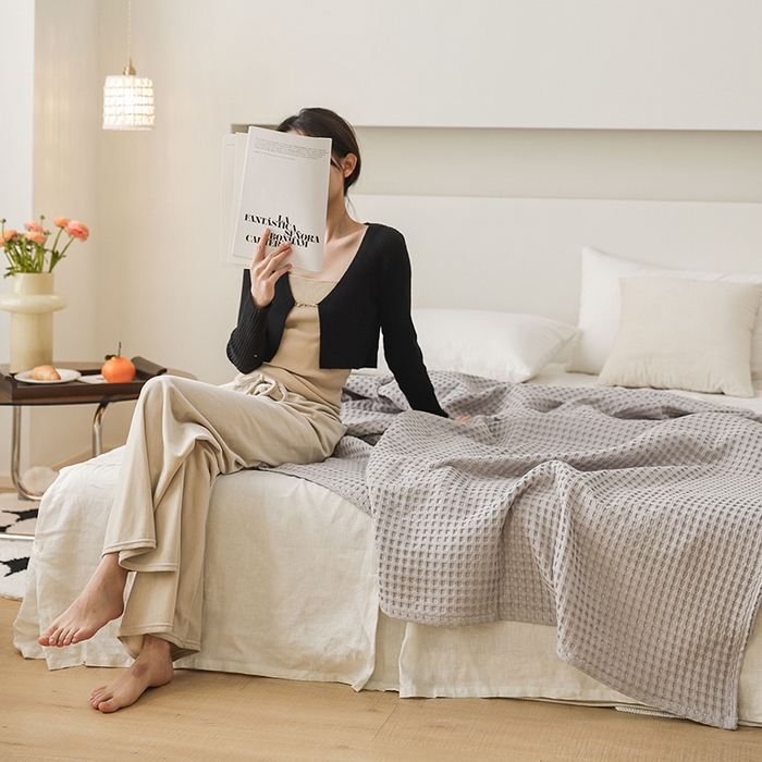 91家纺网 家纺一手货源 找家纺 雯雨家纺 2023新款华夫格纱布纯棉毛巾被 华夫格-浅灰
